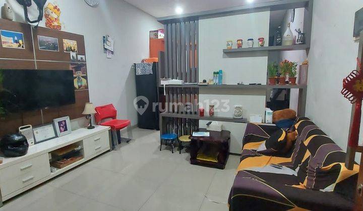 Rumah furnished 4 lantai di kavling polri jelambar 1