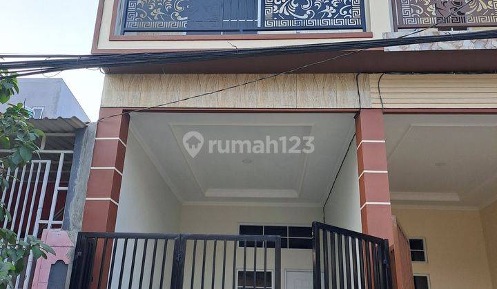 Wilson Rumah jalan exclusive bisa usaha di poris indah 2