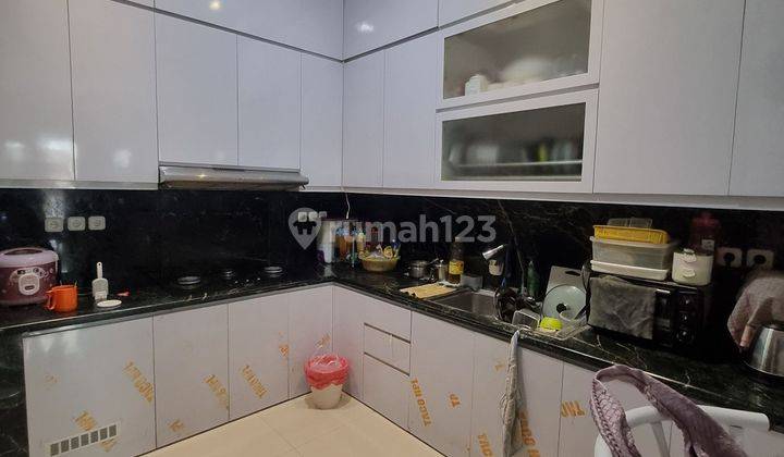 Wilson Rumah Semi Furnish 3.5 Lantai Di Metro Permata 1 2