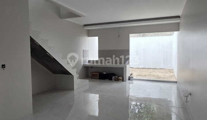 Wilson Brand New Rumah Meruya Puri Uk 5X25 2