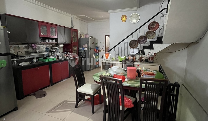 Wilson House Can Business Location Busy Street Wilson House Can Business Location Busy Street