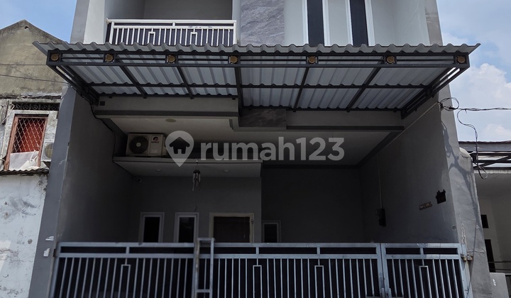 Wikson Ru.comah 3-Storey Ready-to-Occupy House in Poris Indah