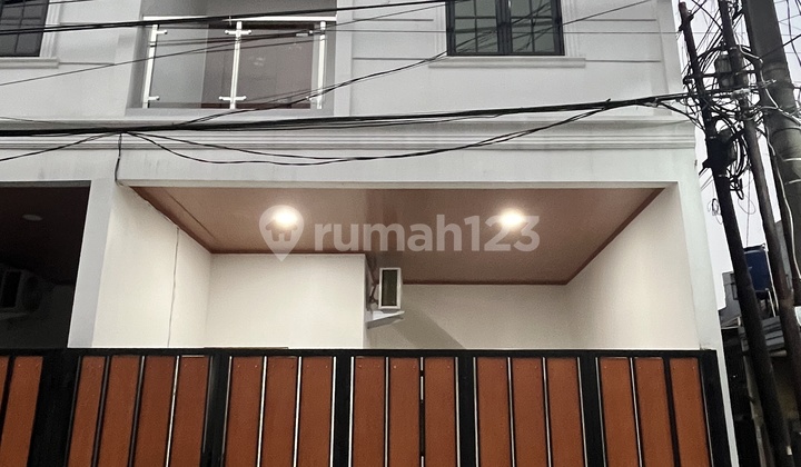 Wilson Rumah Baru Uk 6x10 Di Poris Indah