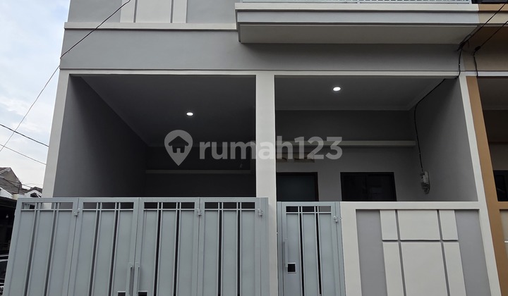 Wilson Rumah Baru di Komplek Poris Paradise 2