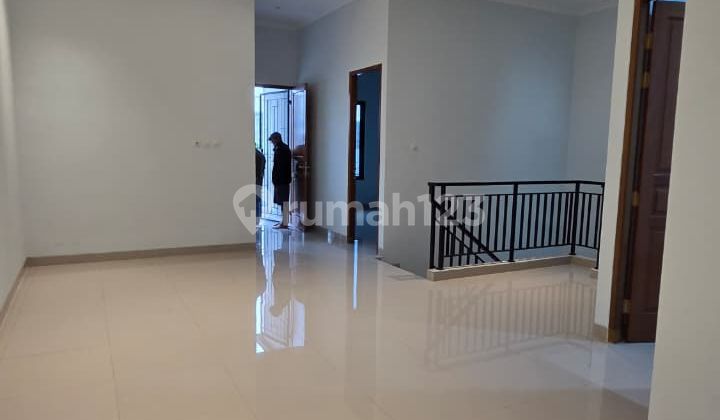 Wilson Brand New Rumah Poris Indah Uk 7X11 2