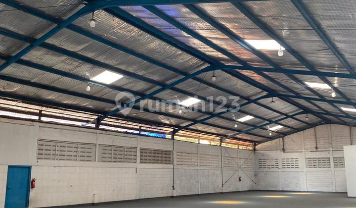Wilson Rents Warehouse on Karawaci Roadside