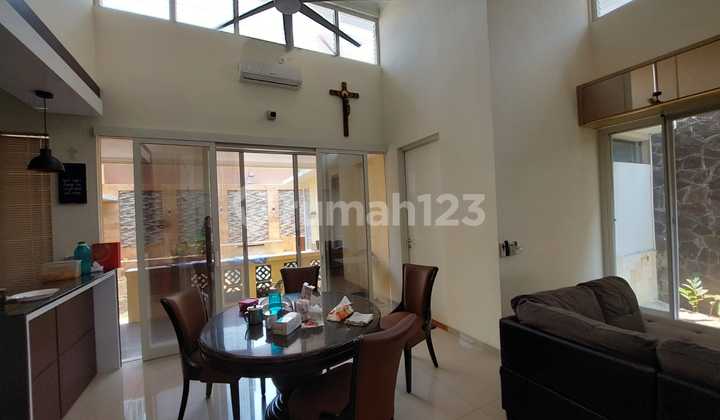 Nice Furnished Flood-Free House, Graha Padma, West Semarang 1