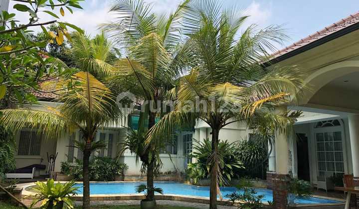 Beautiful Modern Mediterranean House in the Lush Environment of Villa Cinere Mas