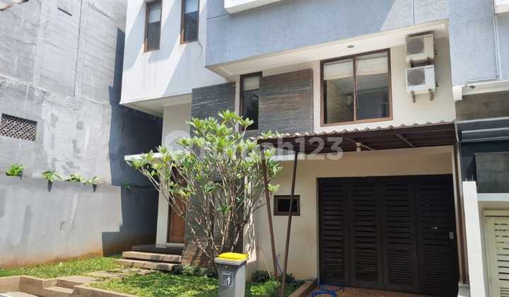 Rumah Mewah Terawat Siap Huni Dalam Town House Benda Atas Ampera 2