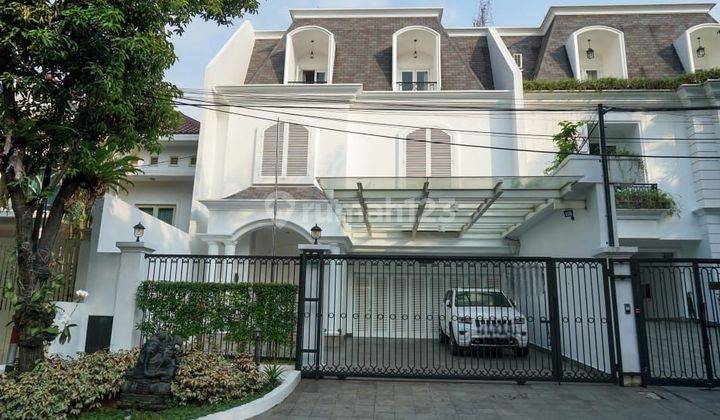 Rumah Mewah Siap Huni American Classic Kebayoran Baru 1