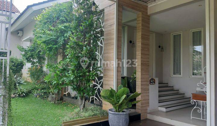 Rumah Bagus Siap Huni Depan Taman Kebayoran Residence Bintaro