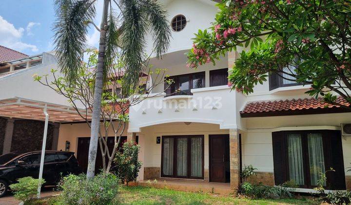 Rumah Mewah Siap Huni Semi Furnish Town House Kemang Timur