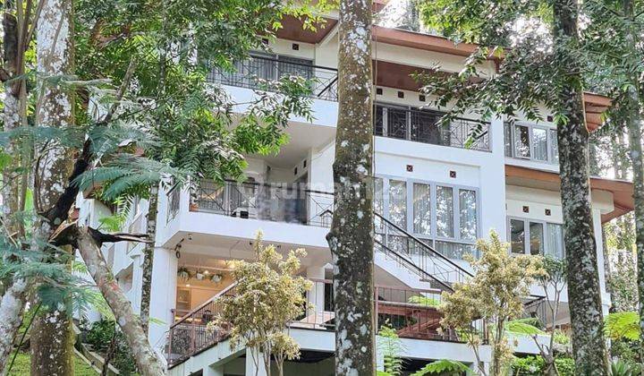 Villa siap huni terawat furnish mega indah estate megamendung 1