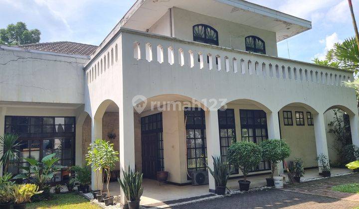 Rumah lama bangunan kokoh lingkungan hunian & usaha kemang utara 2