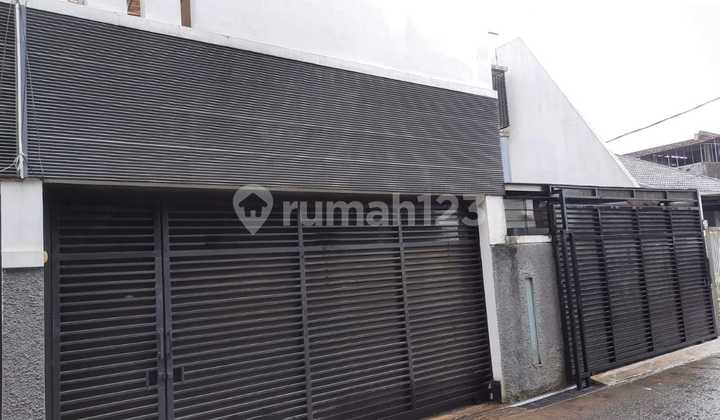 Rumah bagus tropical minimalis modern bintaro sektor 9 Rumah bagus tropical minimalis modern bintaro sektor 9