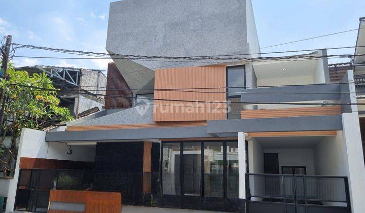 Rumah Baru Modern Tropis Dengan Kolam Renang Bintaro Sektor 9 1