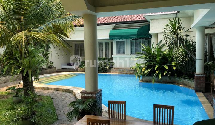 Beautiful Modern Mediterranean House in the Lush Environment of Villa Cinere Mas