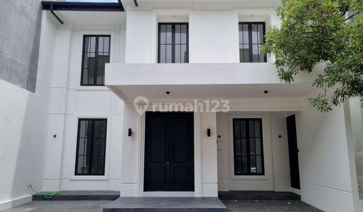 Rumah Baru Modern American Classic Dalam Townhouse Lebak Bulus 2