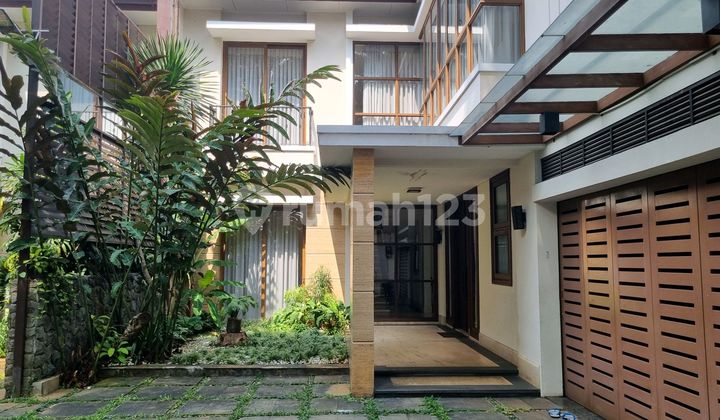 Rumah Mewah Siap Huni Private Pool Town House Kenanga Ampera 2