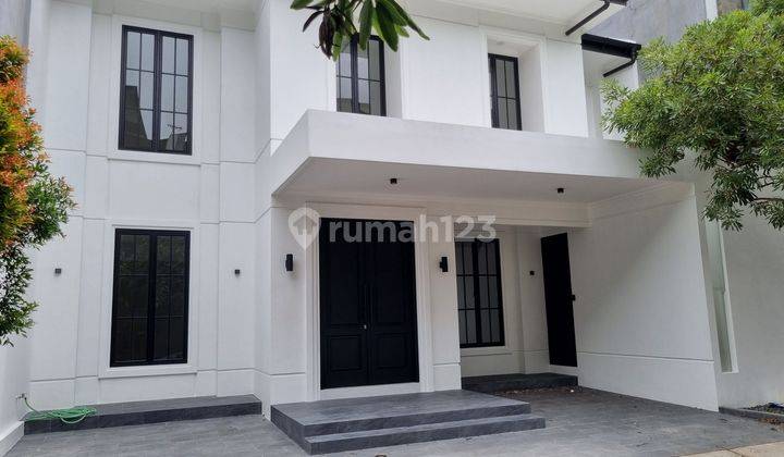 Rumah Baru Modern American Classic Dalam Townhouse Lebak Bulus 1