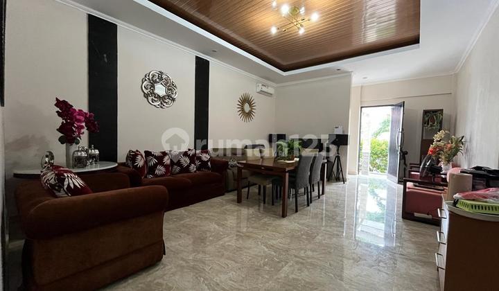 Rumah Mewah Hoek Minimalis Modern Dalam Cluster Bintaro Sektor 9