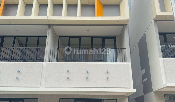 Ruko 3 Lantai The Loop Bsd 1