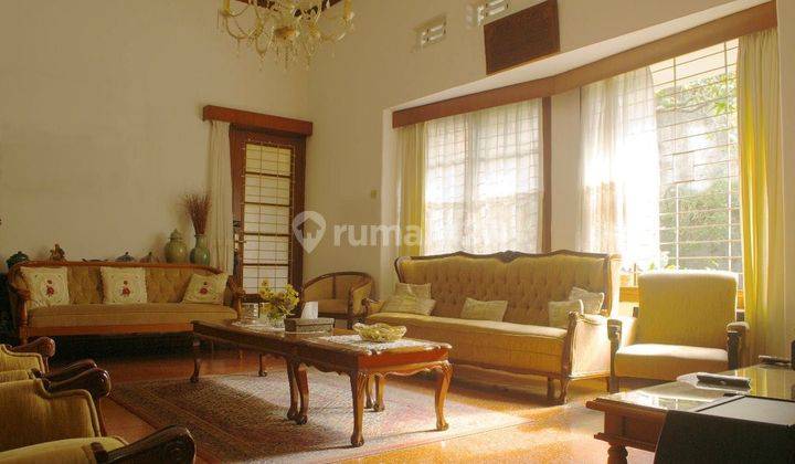 Strategis, dkt Gedung Sate Dago Syp Riau - Supratman 1