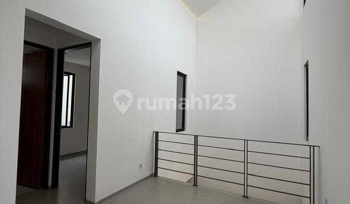 Rumah Brand New Modern Minimalist Alam Sutera 2