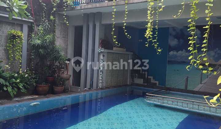 Rumah Kost 8 Kamar Dengan Swimming Pool Griya Loka BSD Tangerang Rumah Kost 8 Kamar Dengan Swimming Pool Griya Loka BSD Tangerang