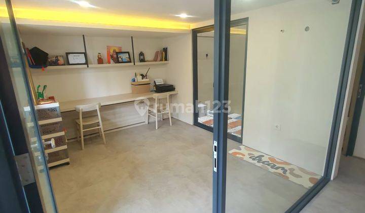 TERMURAH Rumah SIAP HUNI Furnished 3,5 Lantai, Impresahaus Tabebuya, BSD 2