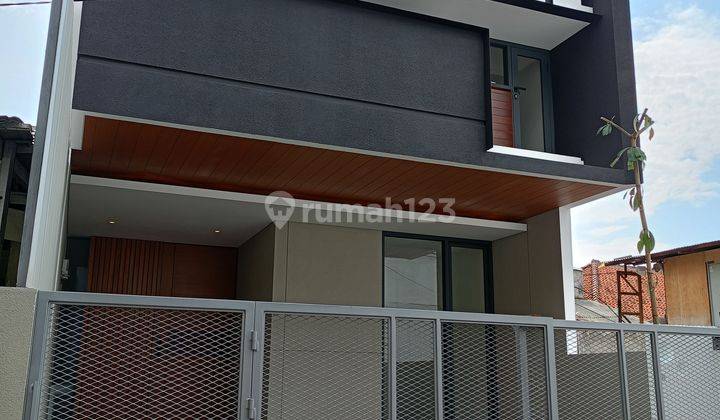 Rumah Lux 2 Lantai Bangunan Istimewa Di Nilem Buah Batu Shm 1