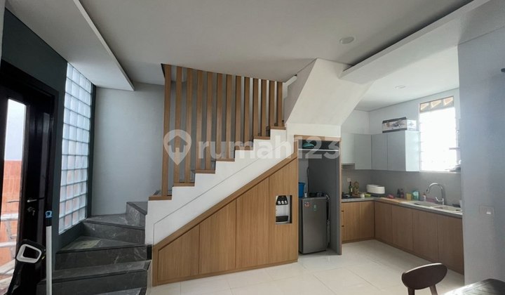 Rumah 2 Lantai Furnished di Podomoro Park Bandung Cluster Padmagriya