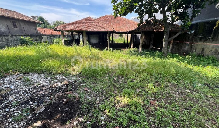 Wide Land with SHM Certificate on Soekarno Hatta Main Road, Caringin Area