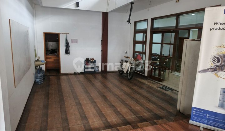 Rumah Luas SHM Pinggir Jalan Area Kembar Bkr dkt Buah Batu 2