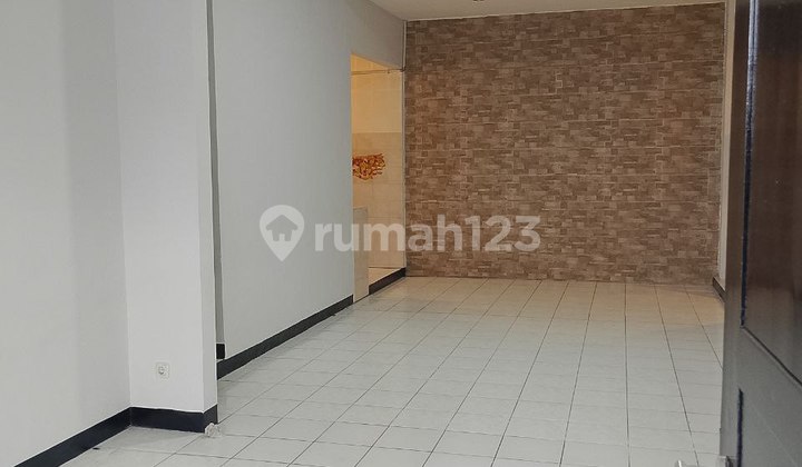 Ready-to-Live Open Space House with SHM in Buah Batu Area