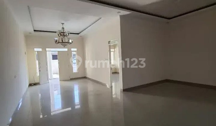 Rumah Kantor Siap Huni 2 Lantai Area Turangga Buah Batu