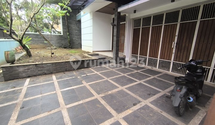 Spacious 2-Story House in Batununggal Complex near Buah Batu