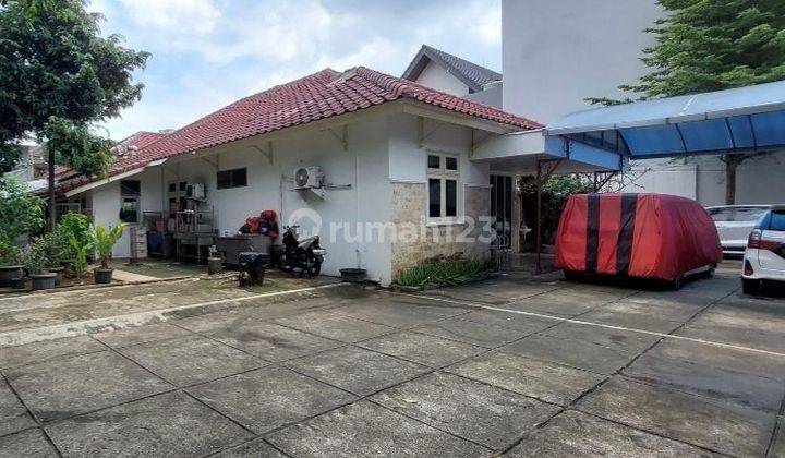 Rumah Kedoya Baru, Luas Tanah 1400 M2 Siap Huni, Taman Yang Luas 1