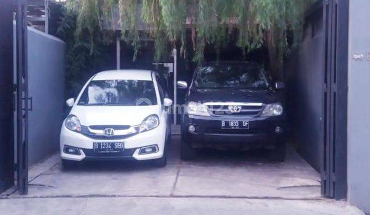 Rumah 2 Lantai Pinggir Jalan Raya Kebon Jeruk Jakarta Barat 2