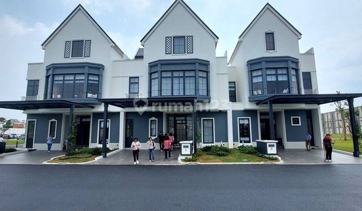 Rumah Modern Classic And Resort Serinity Summarecon Serpong  1