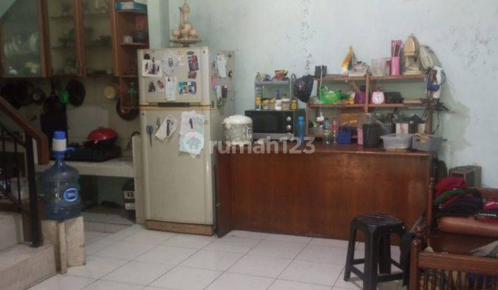 Rumah 2 Lantai Dekat Jalan Panjang Kebon Jeruk Jakarta Barat 2