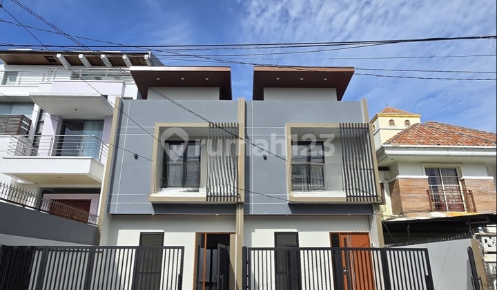 Rumah Baru 2 Unit Kavling Dki Meruya Selatan Jakarta Barat