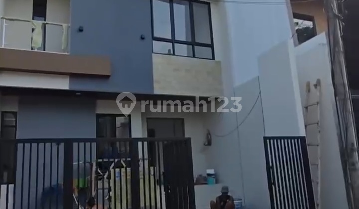 Rumah Baru Taman Villa Meruya, Meruya Selatan Jakarta Barat Rumah Baru Taman Villa Meruya, Meruya Selatan Jakarta Barat
