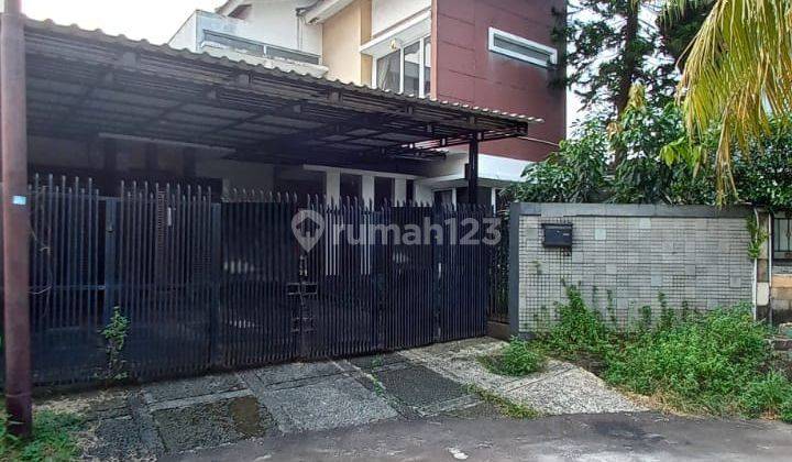 Dijual Cepat Rumah Ngantong di Kencana Loka BSD 1