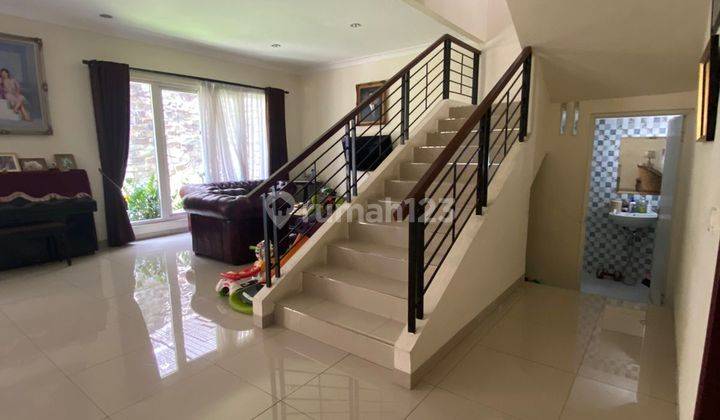 Rumah Nyaman Siap Huni dengan Fully Furnished di The Green Bsd 2