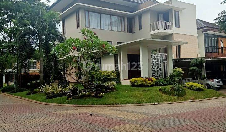 Dijual rumah bangunan mandiri hoek di Greencove Bsd City 1