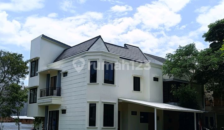Rumah Baru Hoek Bagus Di The Eminent Bsd