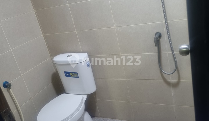 House for Rent. Cheap Price in Kosambi Baru, Cengkareng, West Jakarta