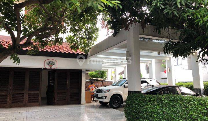 Rumah siap huni hadap utara harga menarik di Kebayoran Baru scbd 1