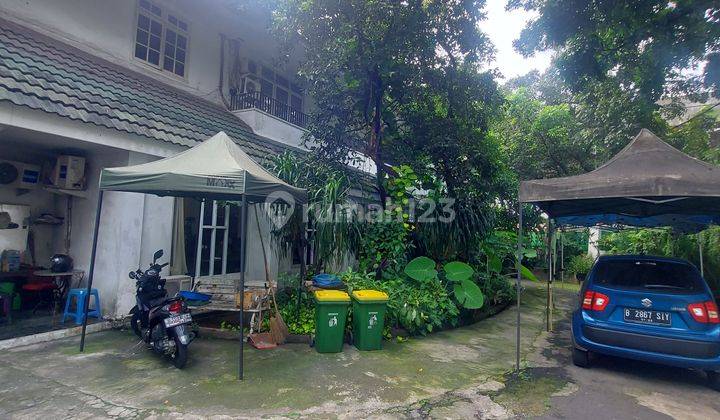 Rumah lama cocok untuk kantor, klinik, resto dll di Prapanca Raya 1